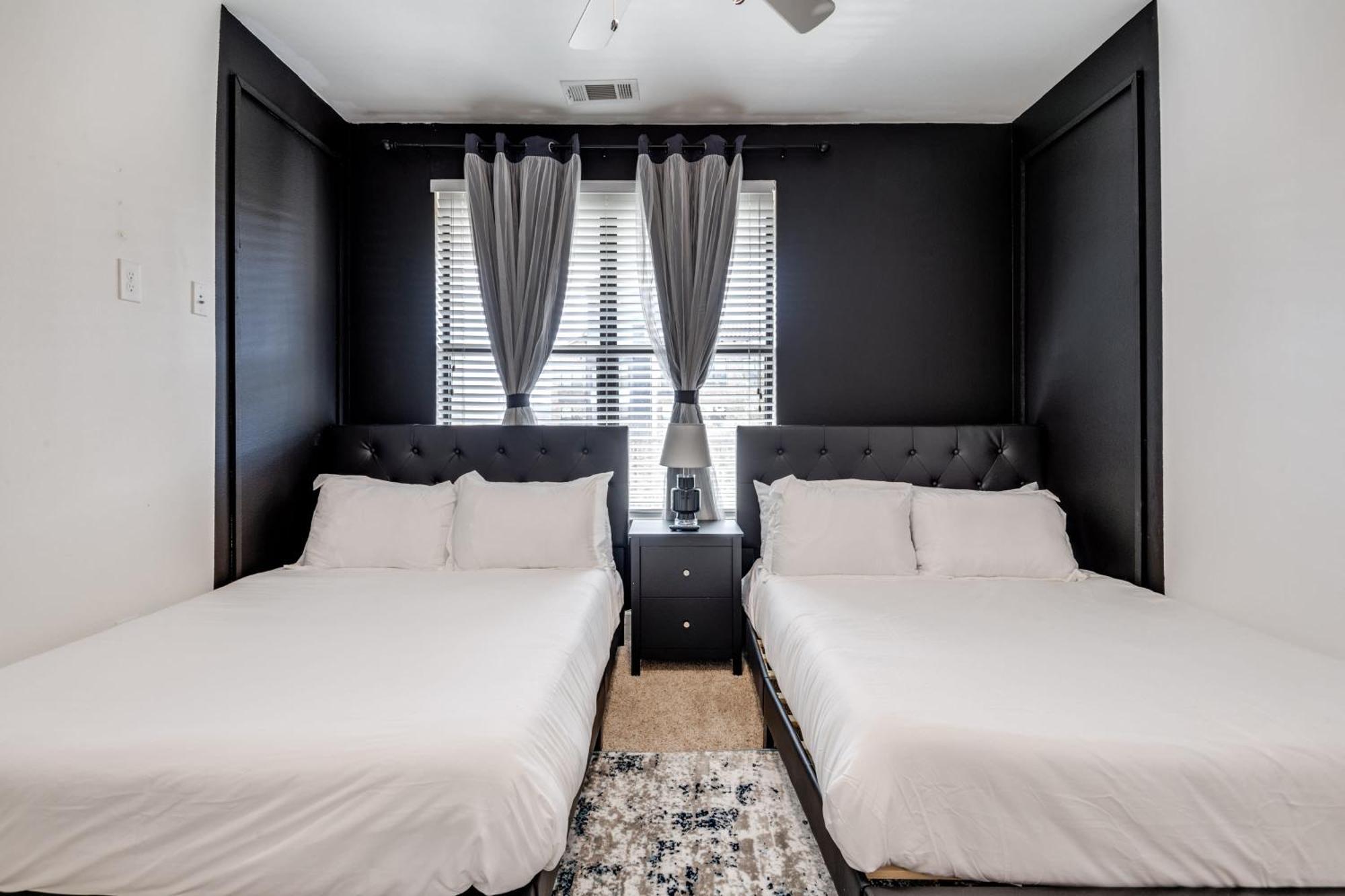 Appartement Stylish 2b2b Near Toyota Hq The Star Legacy West 2359